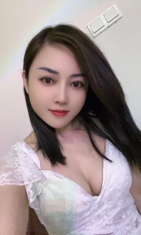布吉美胸少妇