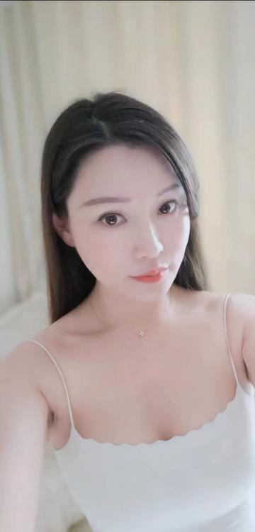 小家碧玉小姐姐