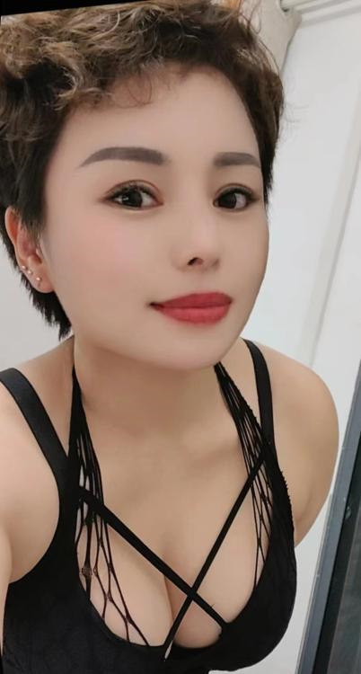 天河车陂大胸少妇