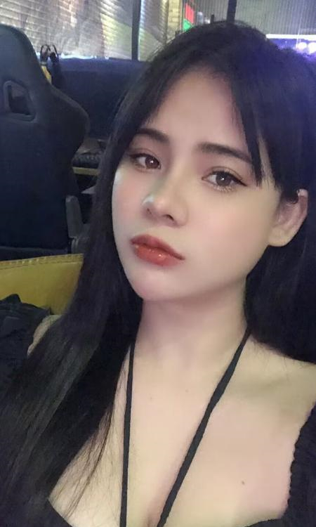 天河石牌站曦曦