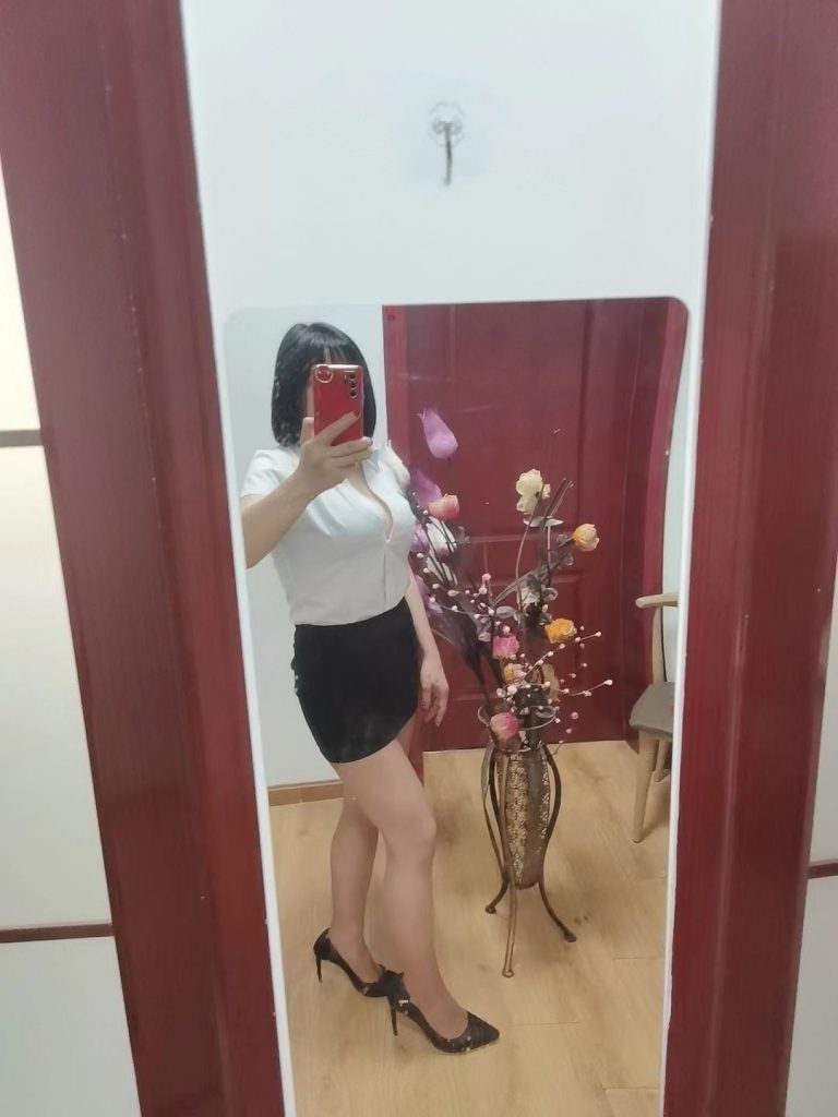 大屁股离异宝妈少妇