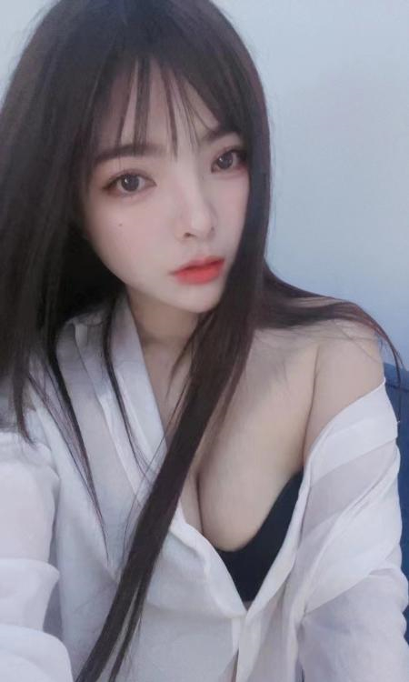 韵味十足的小姐姐