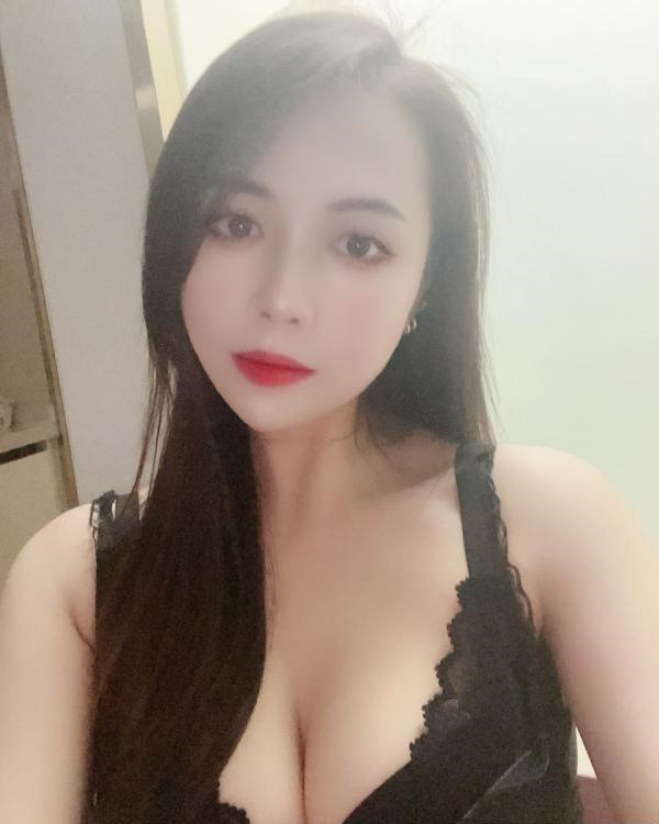 气质御姐服务好可乐